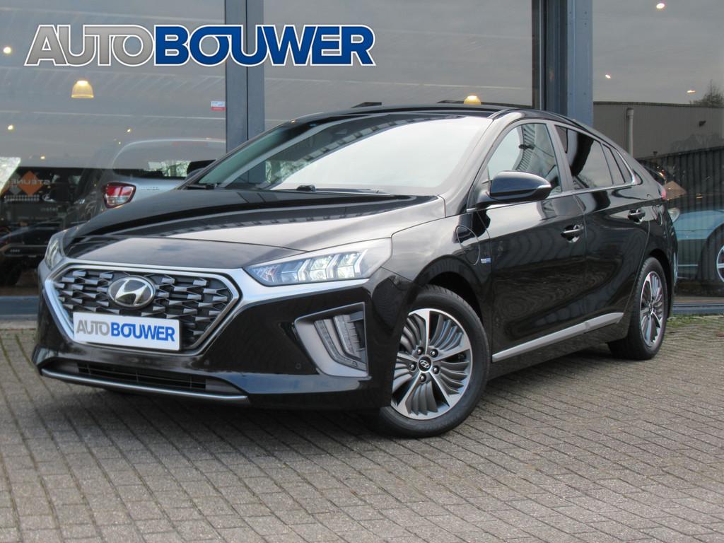 Hyundai IONIQ 1.6 GDi PHEV Plug In Premium 1e eigen | dealer, Gebruikt, 750 kg, Zwart, Bedrijf