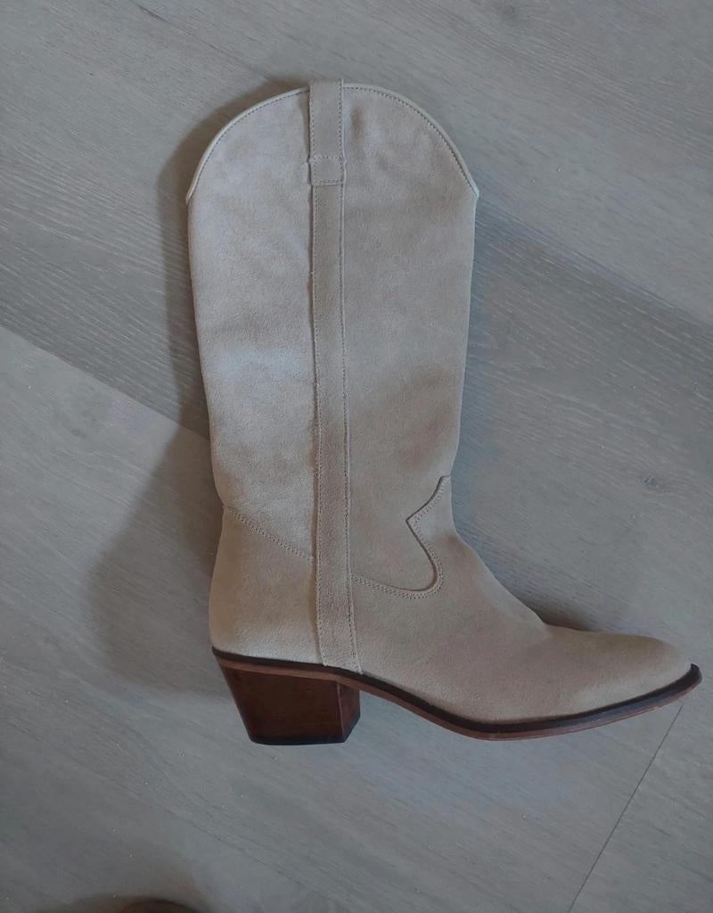 Nieuwe Crème Cowboylaarzen - Festival & Western Stijl, Ophalen of Verzenden, Nieuw, Beige, Hoge laarzen
