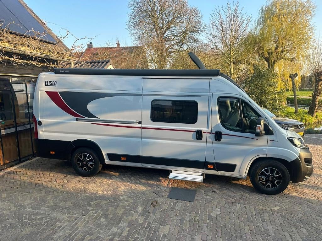 Te huur particulier Camper Bürstner Eliseo C 641 lengtebed, Caravans en Kamperen, Verhuur