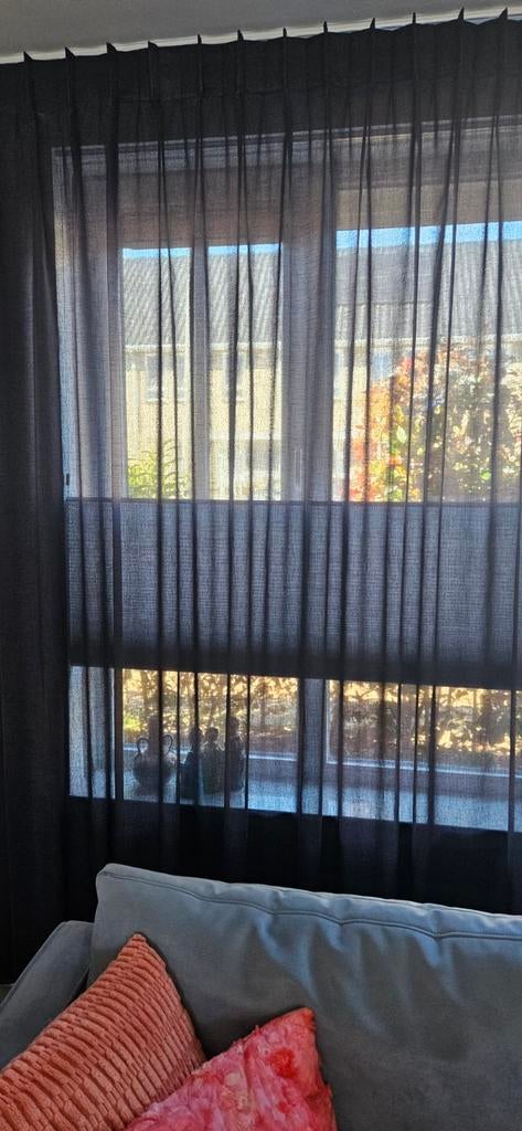 Zwarte inbetween gordijnen geplooid.met loodveter., Ophalen, Zwart, 150 tot 200 cm, 200 cm of meer