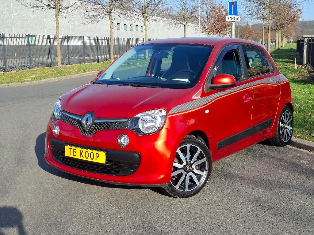 Renault Twingo 1.0 Elia bj 2015 1e Eig Nieuwe APK Lage KM!, Auto's, Euro 6, Overige kleuren, Bedrijf, Handgeschakeld
