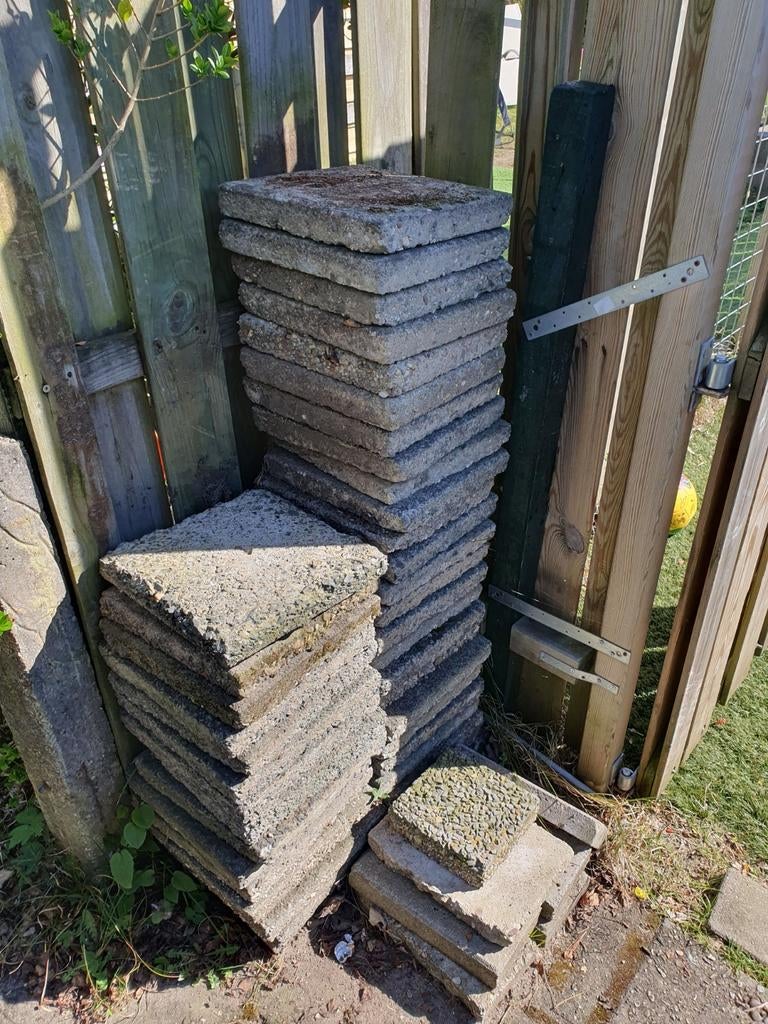 Gratis tegels 30x30 cm, Ophalen