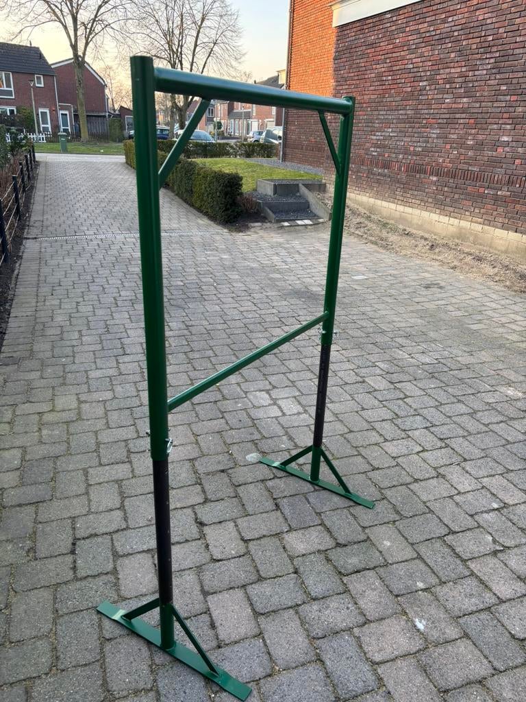 10 uitschuifbare schragen op onderwagen., Doe-het-zelf en Verbouw, Steigers, Ophalen, Nieuw, Overige typen, Minder dan 2 meter