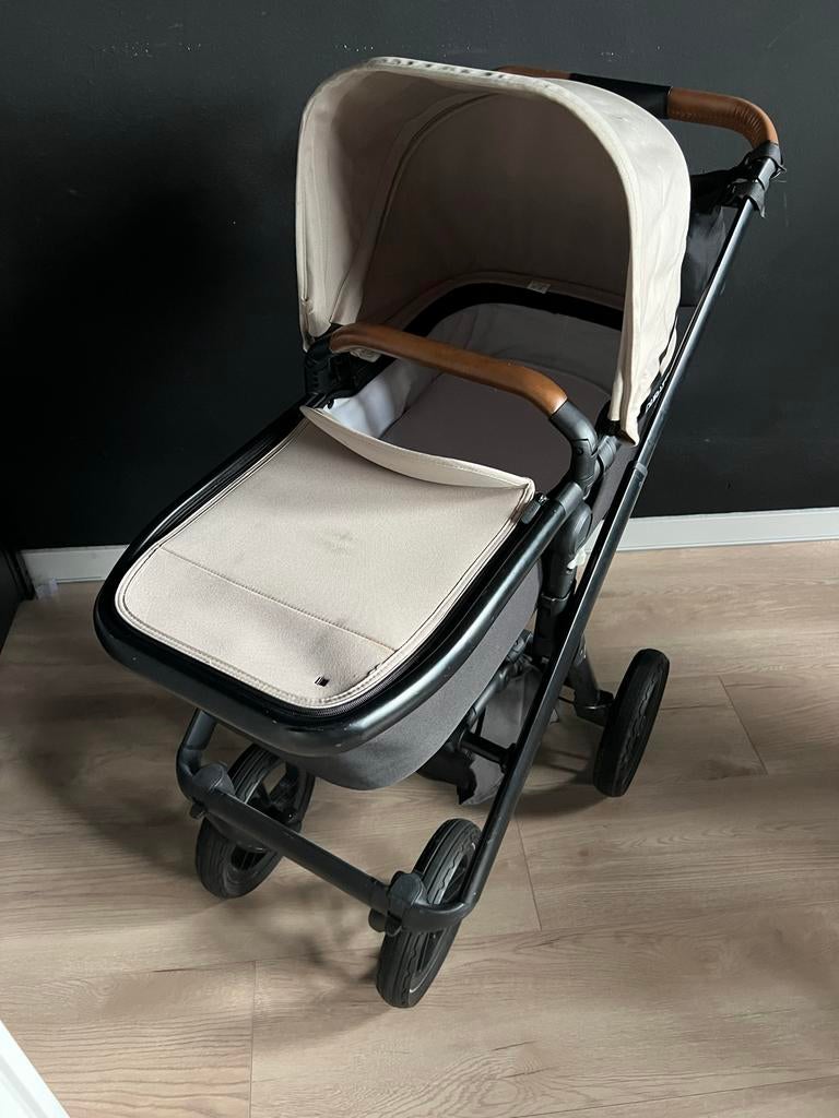 Dubatti One beige kinderwagen met regenhoes en voetenzak, Gebruikt, Combiwagen, Met reiswieg, Ophalen
