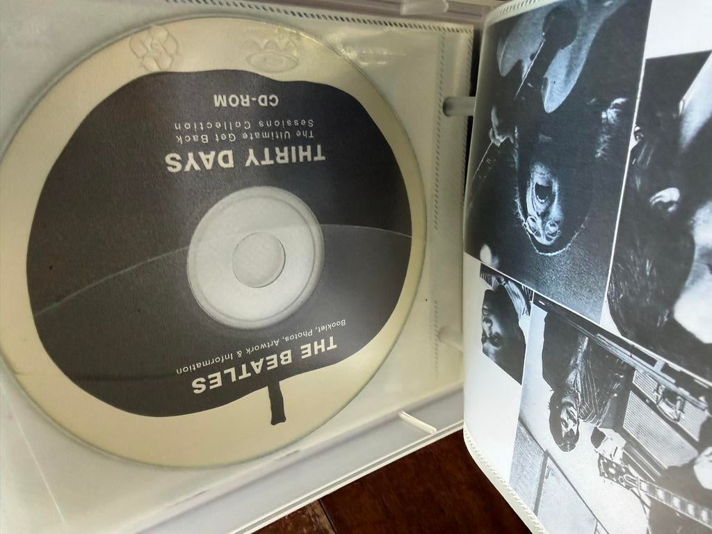 The Beatles: Unieke 17 CD Box + CD-ROM - Thirty Days, Ophalen of Verzenden, Zo goed als nieuw, Boxset