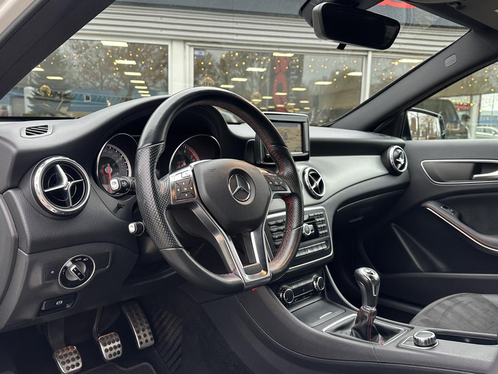 Mercedes-Benz GLA 200 AMG-Line | Night pakket | Cruise | Tre, Voorwielaandrijving, Gebruikt, Wit, Bedrijf