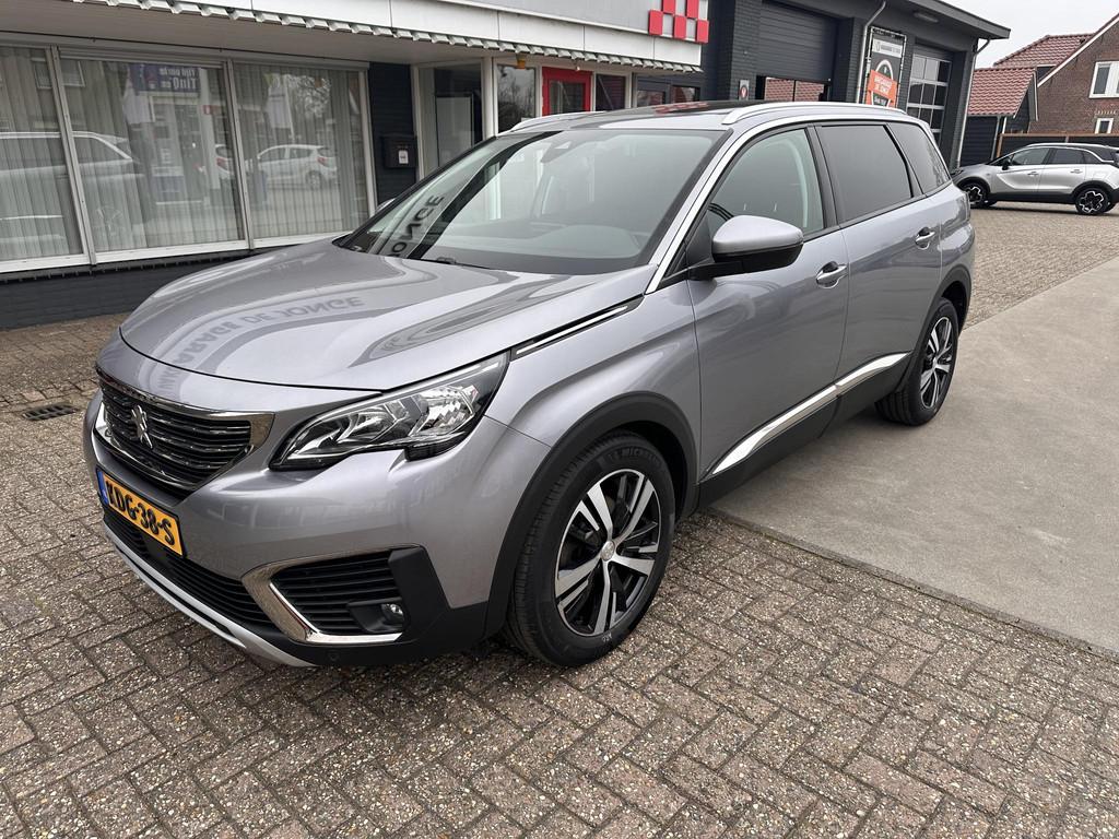 Peugeot 5008 1.2 PureTech *NAVI*CAM*HAAK*CRUISE*ECC*CARPLAY*, 12 maanden, Gebruikt, Euro 6, 1199 cc