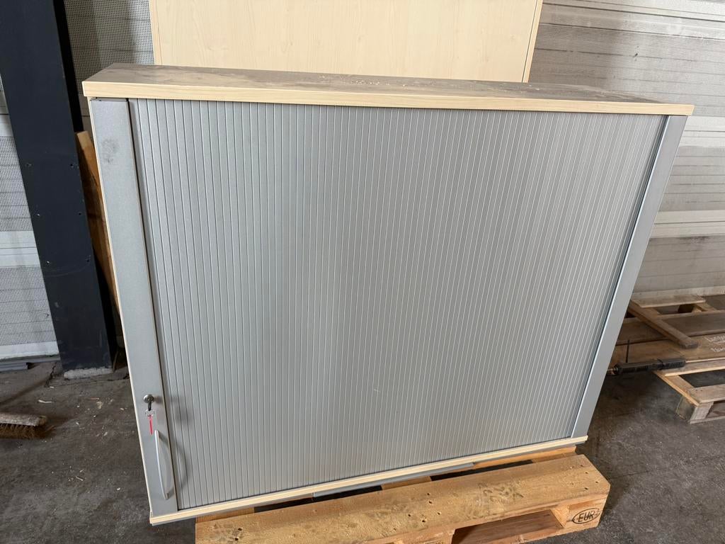 2 kasten, Ophalen, Gebruikt