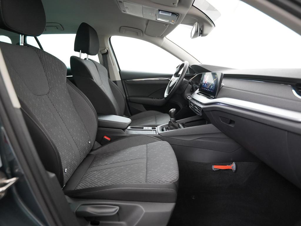 Skoda Octavia Combi 1.5 TSI First Edition | Navigatie | Zond, Stof, 4 cilinders, Origineel Nederlands, Handgeschakeld