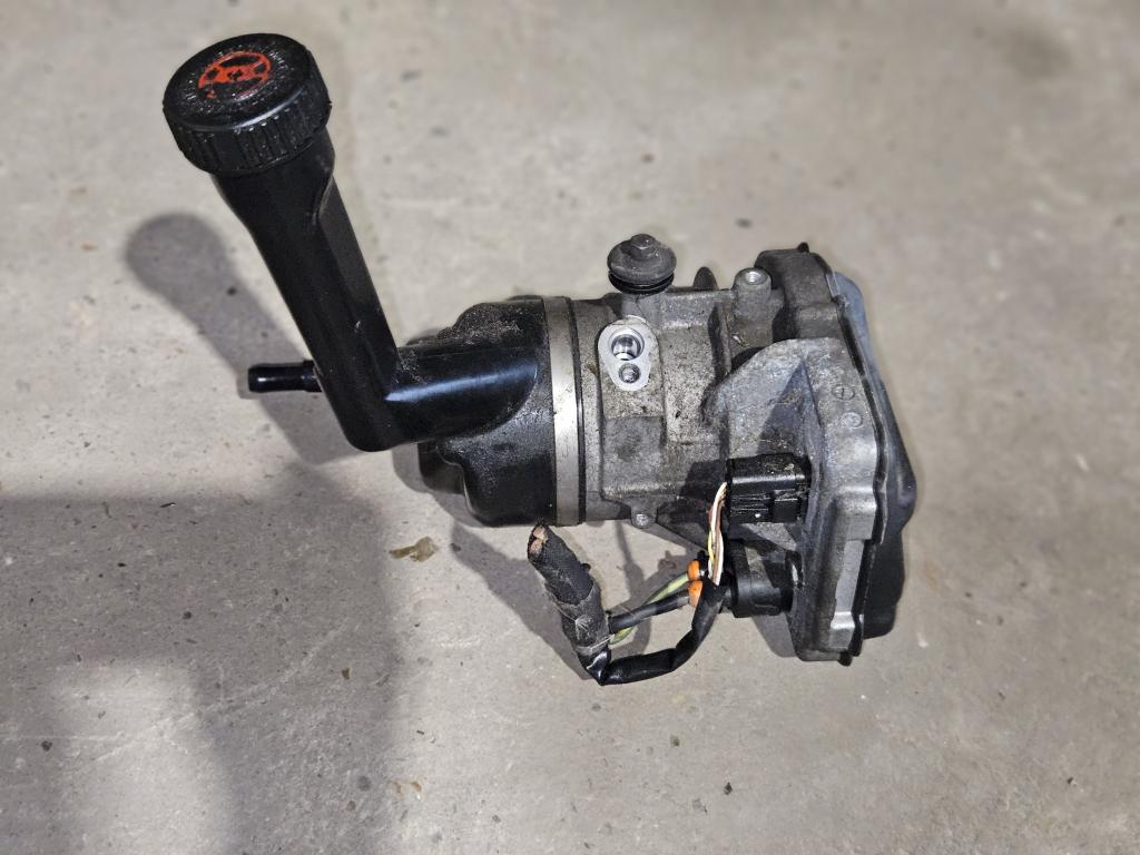 STUURPOMP PEUGEOT  /  CITROEN, Auto-onderdelen, Niet ingevuld, Gebruikt, Citroën, Niet ingevuld