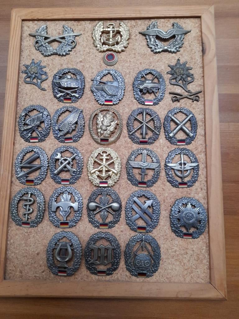 Diverse insignes, Ophalen of Verzenden, Landmacht, Duitsland, Embleem of Badge