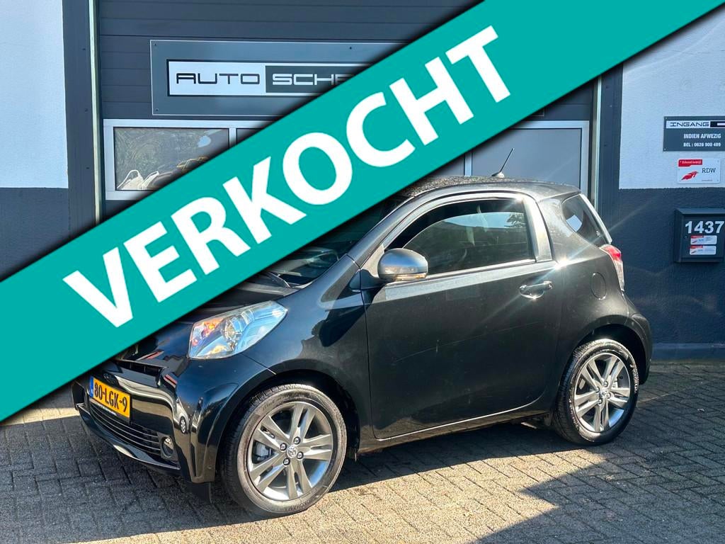 Toyota IQ 1.0 VVTi AUTOMAAT Aspiration | LEER | CARPLAY | NL, Gebruikt, Stoelverwarming, 4 stoelen, Leder en Stof