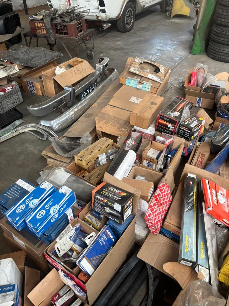 Restpartij auto onderdelen veel USA, Ophalen, Nieuw, Ford USA