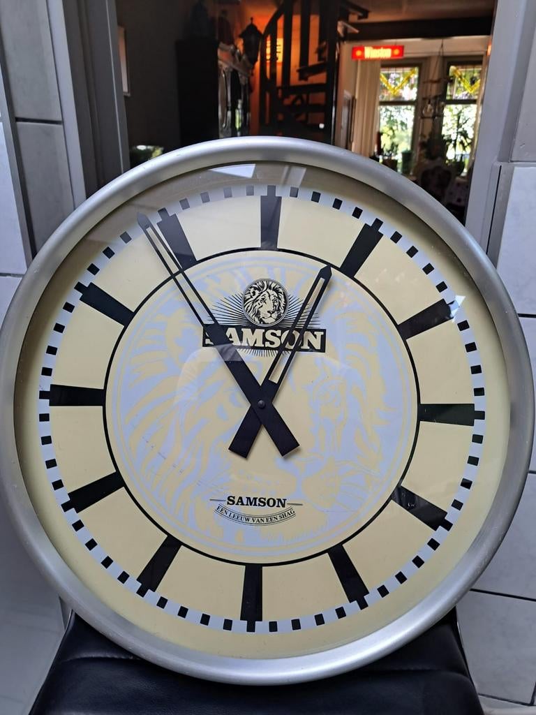 Samson Reclame Klok - Perfect voor Mancave, Antiek en Kunst, Antiek | Klokken, Ophalen