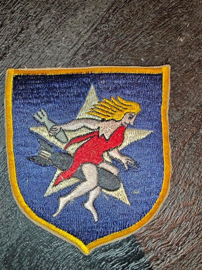 Patch Korea War USMC Fighter Squadron VMA-121 WOLF GIRL.. ui, Ophalen of Verzenden, Luchtmacht, Amerika, Embleem of Badge