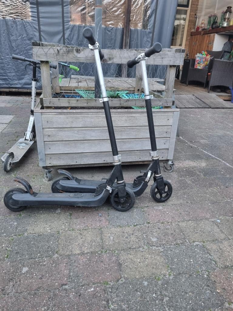 Opklapbare steps 2 stuks, Fietsen en Brommers, Steps, Gebruikt, Elektrische step (E-scooter), Ophalen of Verzenden