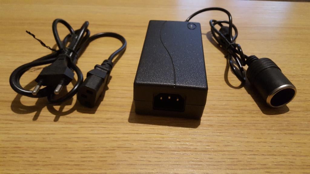 Voeding 12v 5A adapter 60W auto stekker, Ophalen of Verzenden, Nieuw