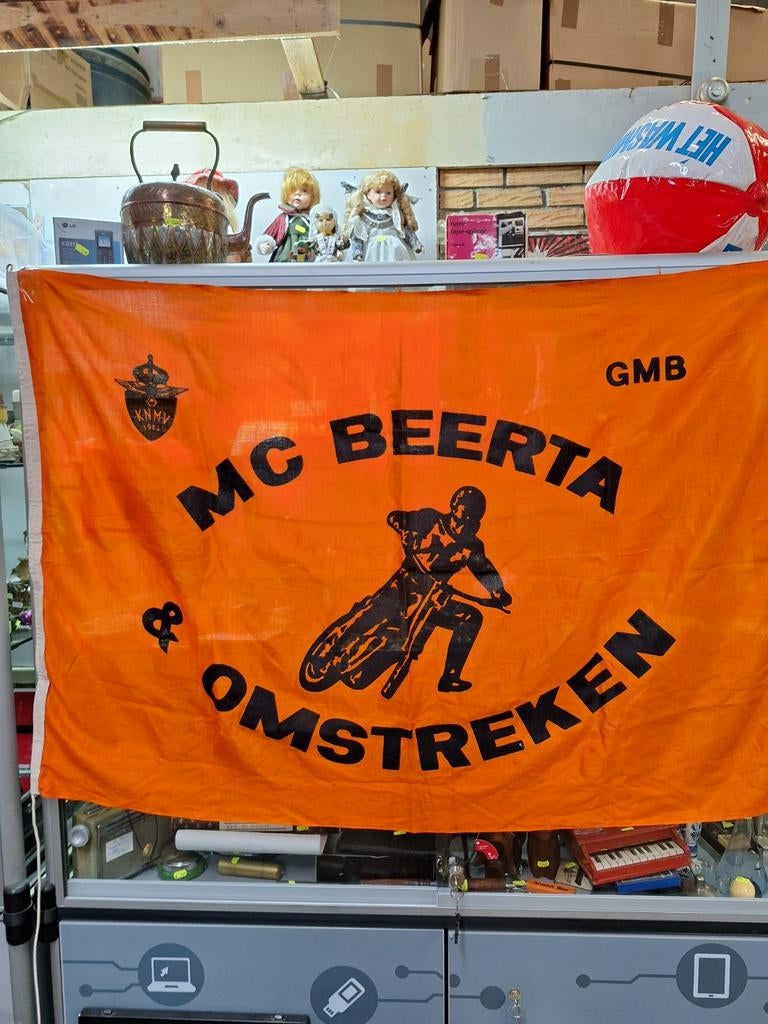 Vlag !!, Ophalen of Verzenden