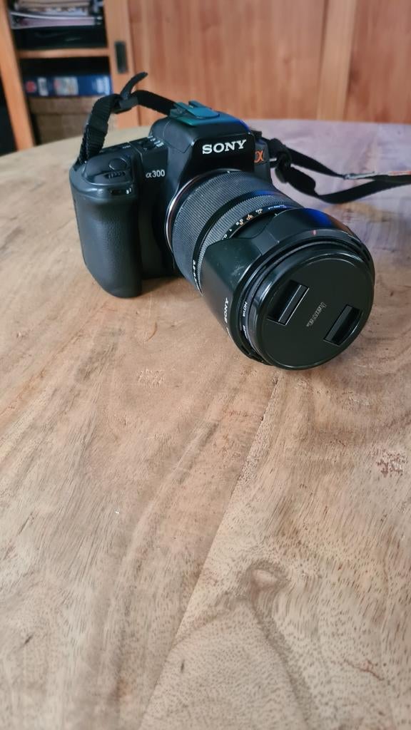 Sony DSRL A300 met 18/200 & 75/300 Lens., Gebruikt, Spiegelreflex, 10 Megapixel, Ophalen of Verzenden