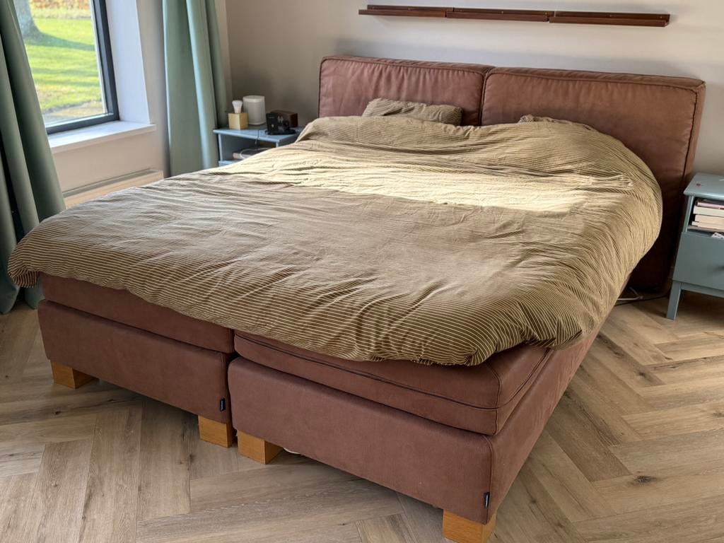 Wie wil een mooie grote en comfortabele boxspring?, Ophalen, Gebruikt, Tweepersoons