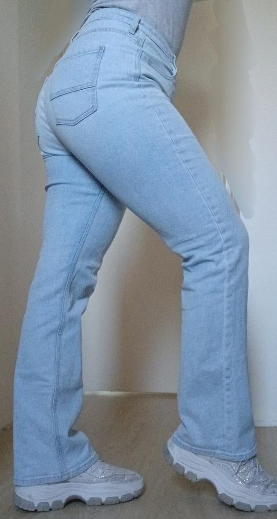 Esprit bootcut jeans 32/32 lichtblauw zgan stretch mooi, Zo goed als nieuw, W30 - W32 (confectie 38/40), Esprit, Verzenden