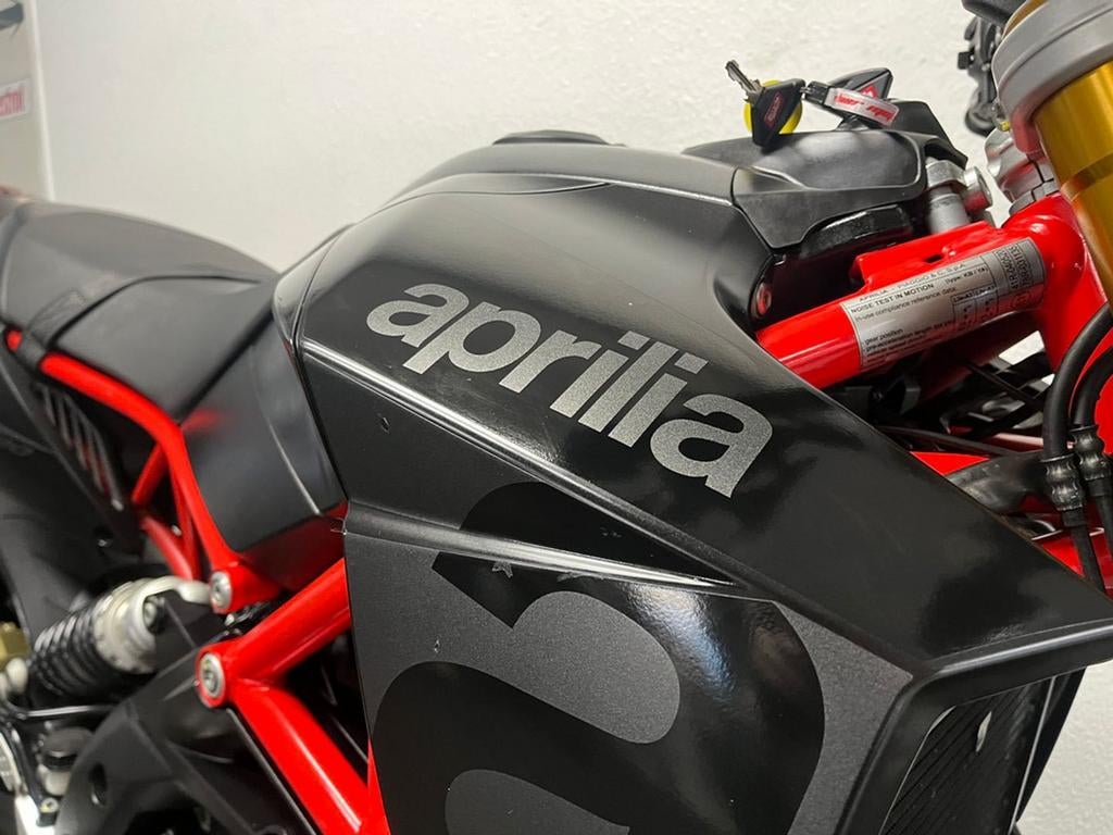 Aprilia DORSODURO 900 ABS (bj 2018) 44,287 km, Motoren, Motoren | Aprilia, 2 cilinders, Motorrijbewijs A, Bedrijf, Meer dan 35 kW