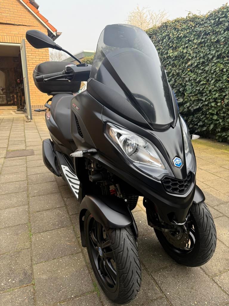 Te koop Piaggio Mp3 HPE 300, Motoren, Motoren | Piaggio, LED Verlichting, Particulier, Overig, 12 t/m 35 kW
