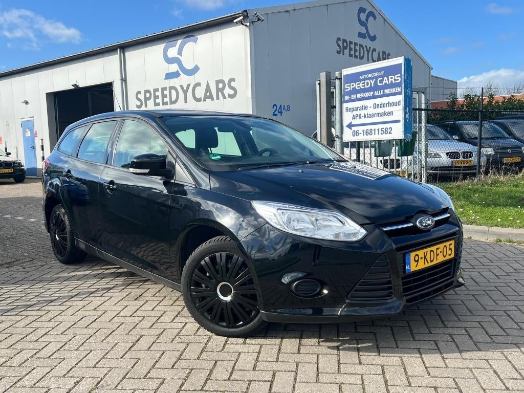 Ford Focus 1.0 Ecoboost 2013 Airco Cruise PDC, Stof, Zwart, 100 pk, Zwart
