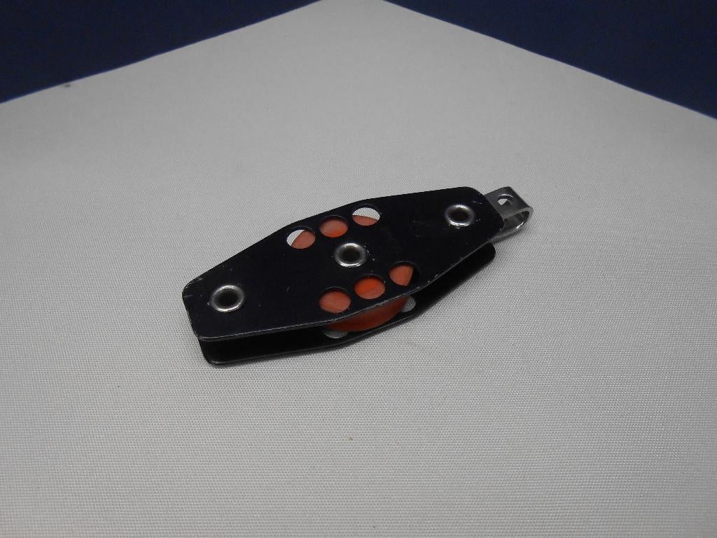 Enkelschijfs Blok / Katrol + Hondsvot voor 6 - 8 mm lijn, Watersport en Boten, Accessoires en Onderhoud, Ophalen of Verzenden