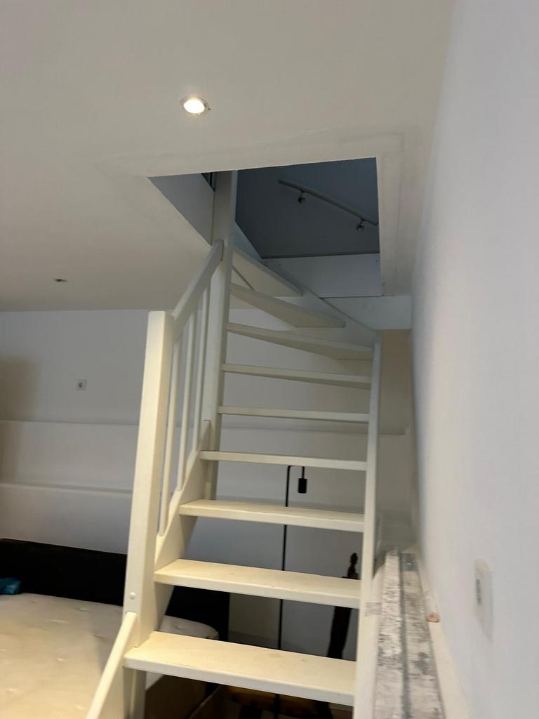 Zo goed als nieuwe trap met bovenkwart - 80x250cm, Doe-het-zelf en Verbouw, Ophalen of Verzenden, Zo goed als nieuw, Trap, 2 tot 4 meter