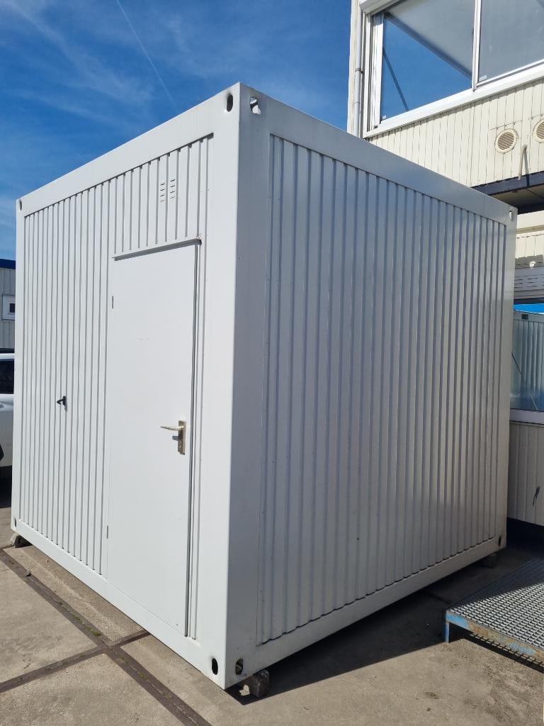 Jong gebruikte unit 3x3 meter 2 Ramen Rolluiken, Ophalen