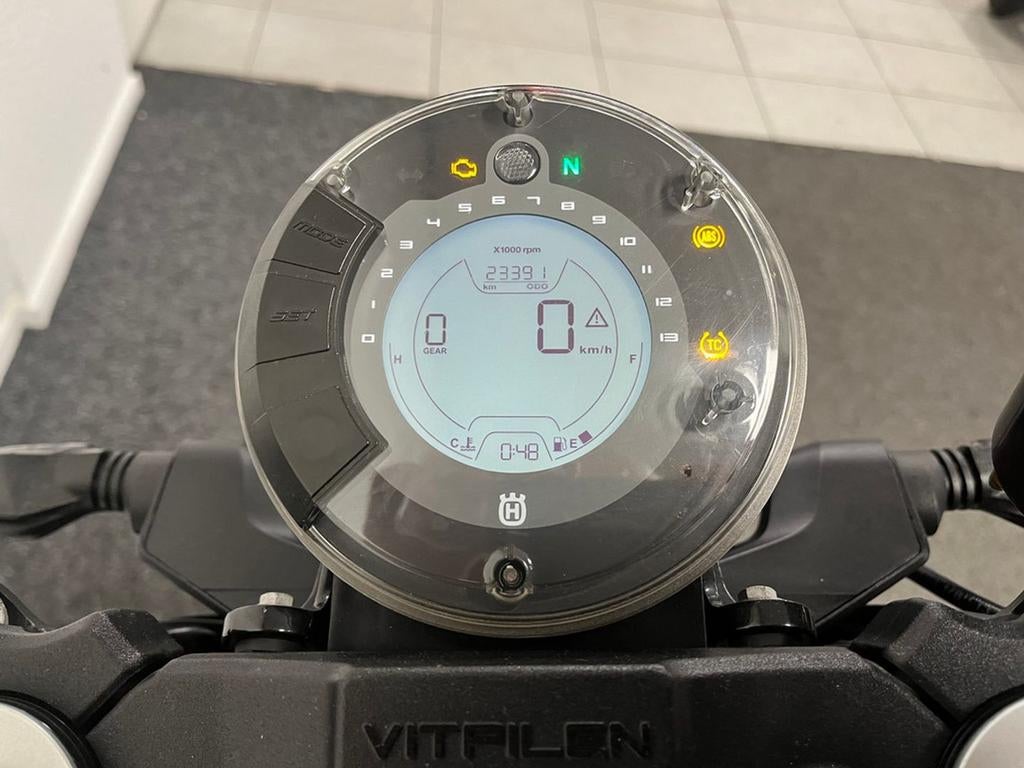 Prachtige Husqvarna VITPILEN 701 ABS VITPILEN701 (bj 2018), Motoren, Motorrijbewijs A, Bedrijf, Onbekend, Meer dan 35 kW