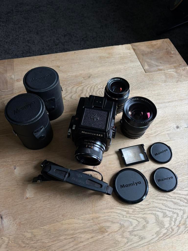 Mamiya 645 1000s with lenses and accessories, Ophalen, Zo goed als nieuw, Spiegelreflex, Overige Merken