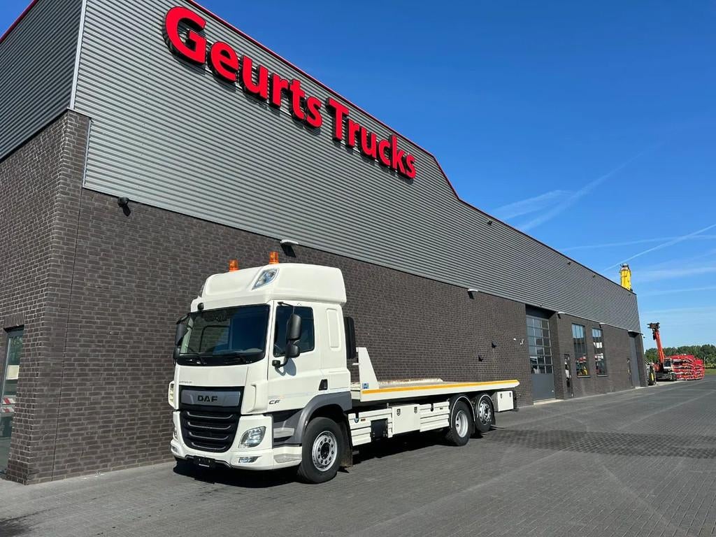 DAF CF 410 6X2 M4SN3 OPRIJWAGEN / MACHINE TRANSPORTER / PLAT, Auto's, Automaat, Euro 6, Wit, Diesel