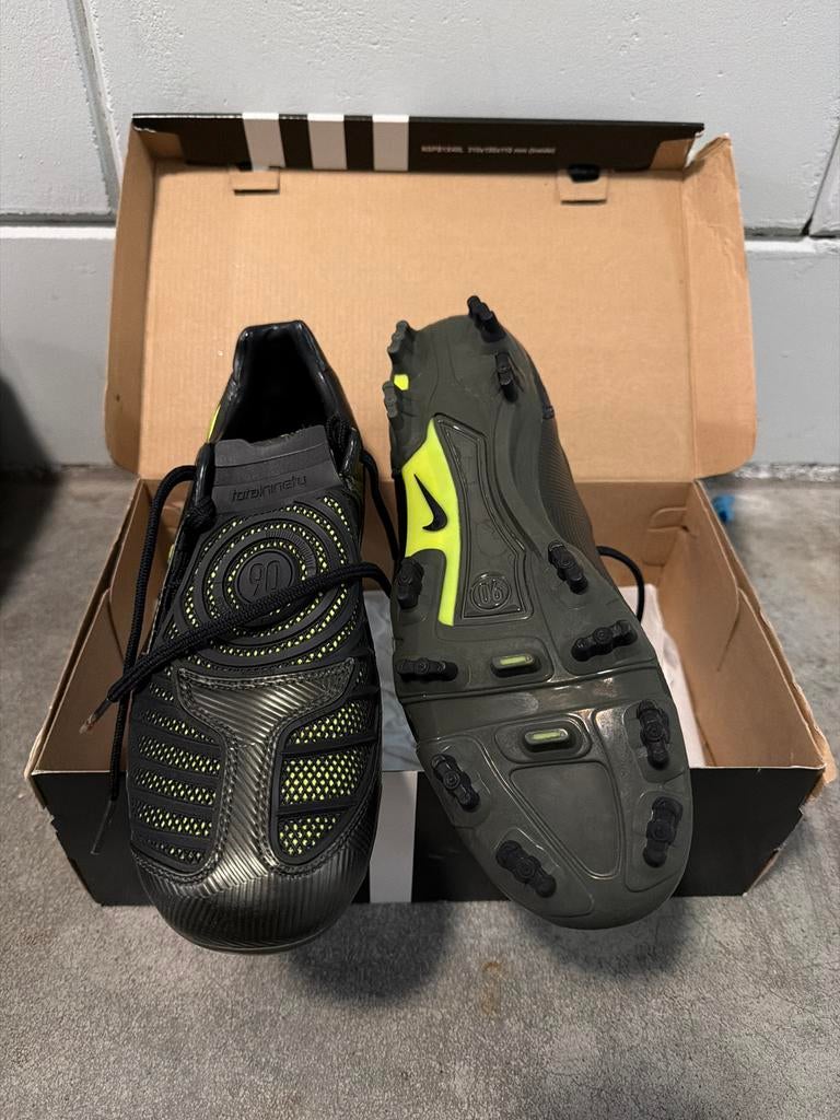 Nike Total 90 Laser II FG Voetbalschoenen - Maat 43, Ophalen, Zo goed als nieuw, Schoenen