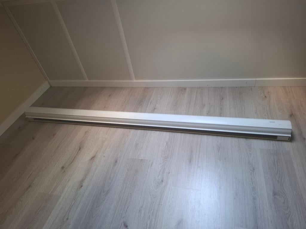 iVisions Projectiescherm 243 cm breed -, Audio, Tv en Foto, Projectieschermen, Ophalen of Verzenden