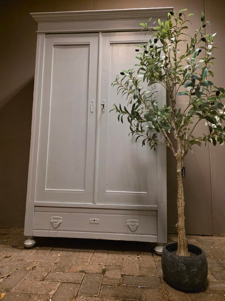 Grote linnenkast kledingkast bezorgen mogelijk, Ophalen of Verzenden