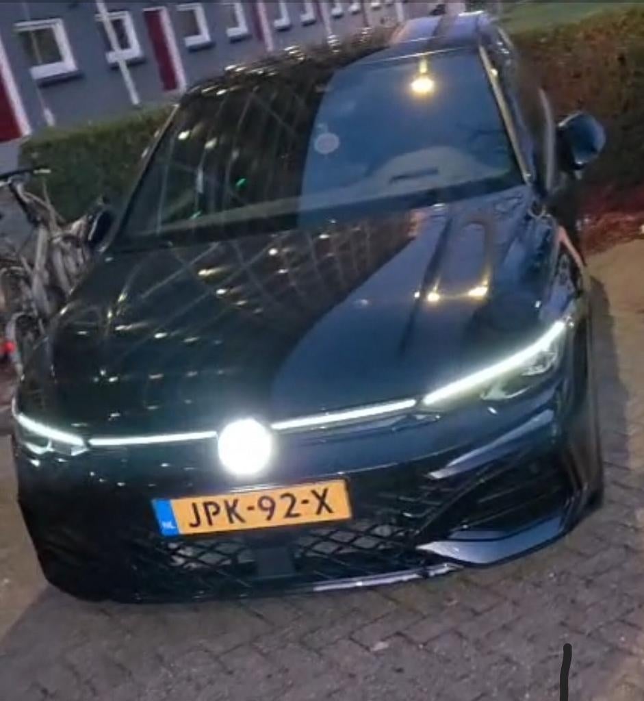 Volkswagen Golf 1.5 Etsi 150pk Dsg-7 6-11-2024Zwart HK  PANO, Stof, 4 cilinders, Zwart, Grijs