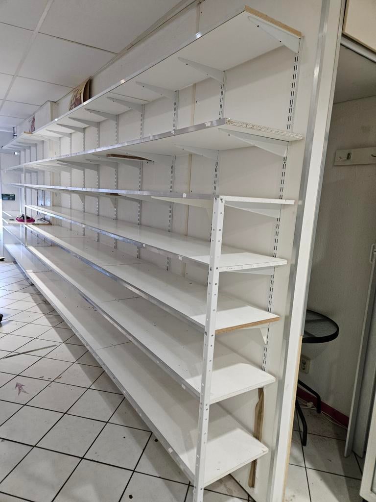 Stellingen en wandrekken en beugels, Ophalen of Verzenden