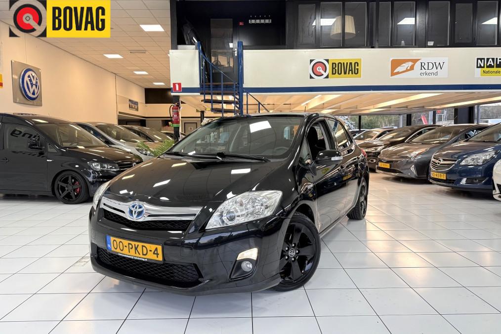 Toyota Auris 1.8 Full Hybrid Dyn. (bj 2011, automaat), Euro 5, Stof, Gebruikt, Zwart