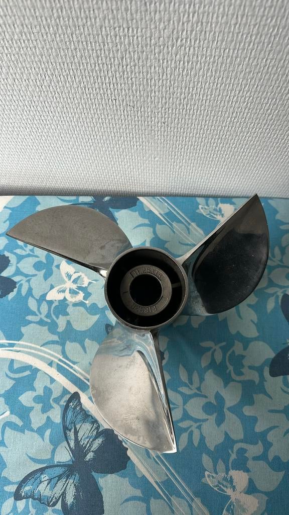 RVS Cleaver Schroef 11.25 x 18 - Signature, Watersport en Boten, Bootonderdelen, Ophalen of Verzenden, Gebruikt, Motor en Techniek