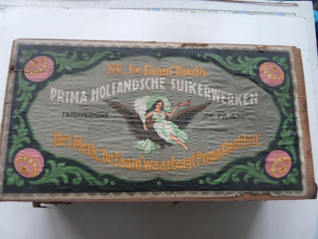 oude kist van ,,DE FAAM'' Breda., Verzamelen, Merken en Reclamevoorwerpen, Gebruikt, Reclamebord, Ophalen of Verzenden