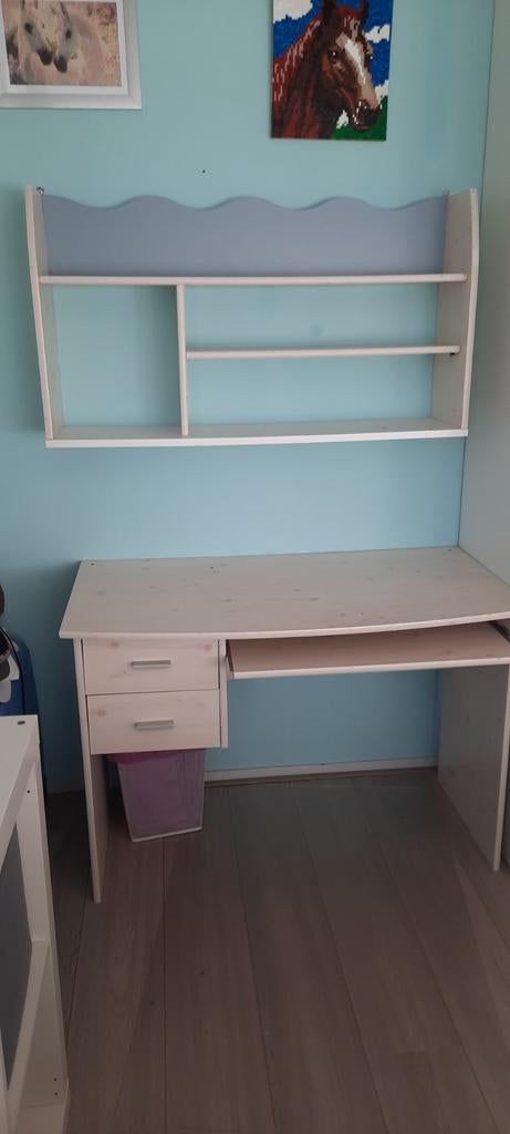 Keurig kinderbureau met opzetstuk, Huis en Inrichting, Bureaus, Zo goed als nieuw, Ophalen