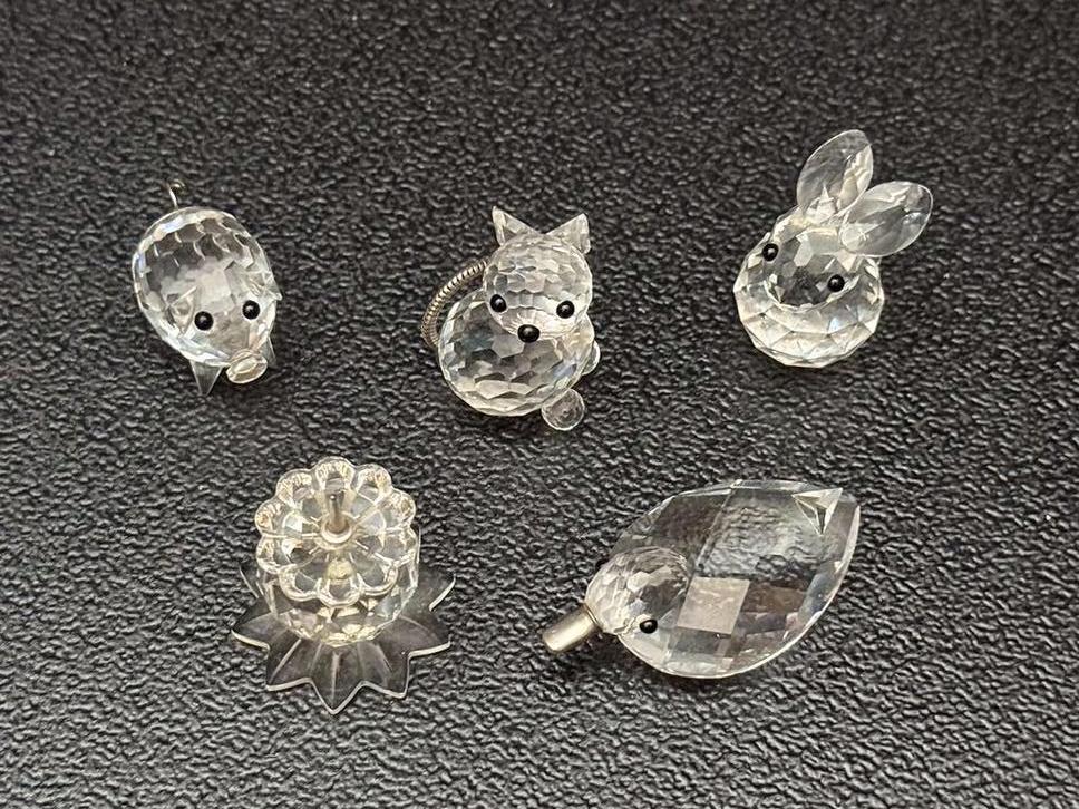 4 beeldjes kristal, kandelaar, varken, poes en konijn, Verzamelen, Ophalen of Verzenden, Zo goed als nieuw, Figuurtje