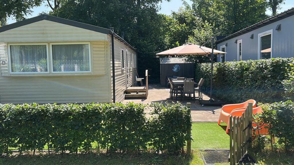 Te huur op 5* camping de Pallegarste - 6 persoons stacaravan