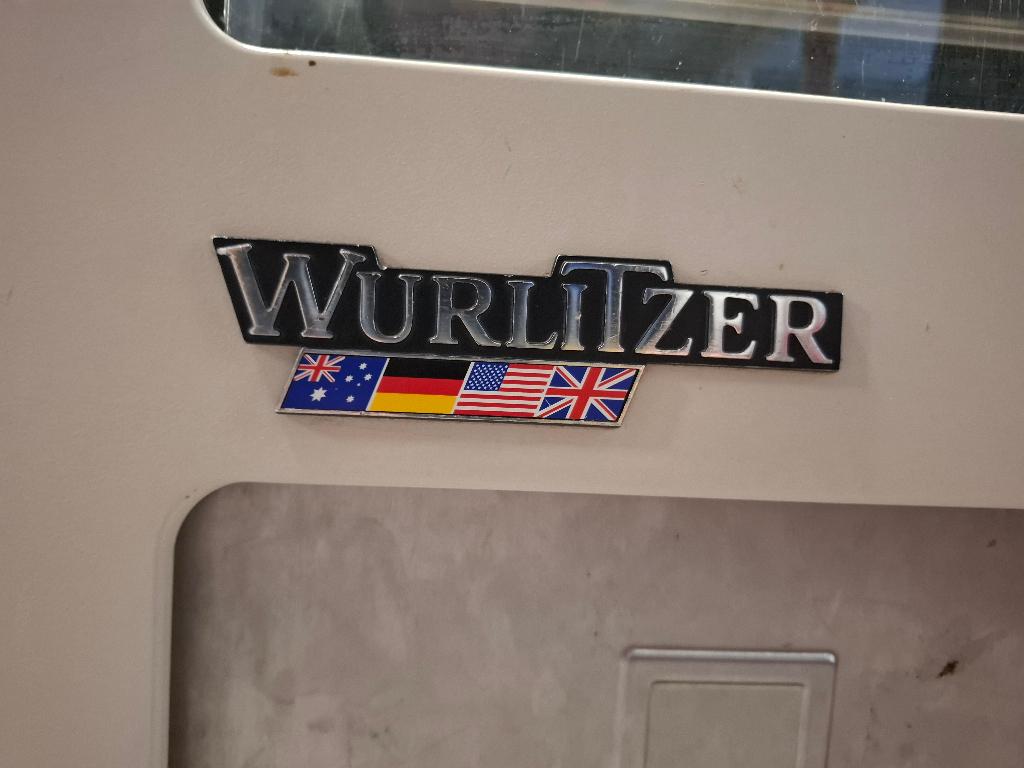 Wurlitzer verkoop automaat, Ophalen, Gebruikt