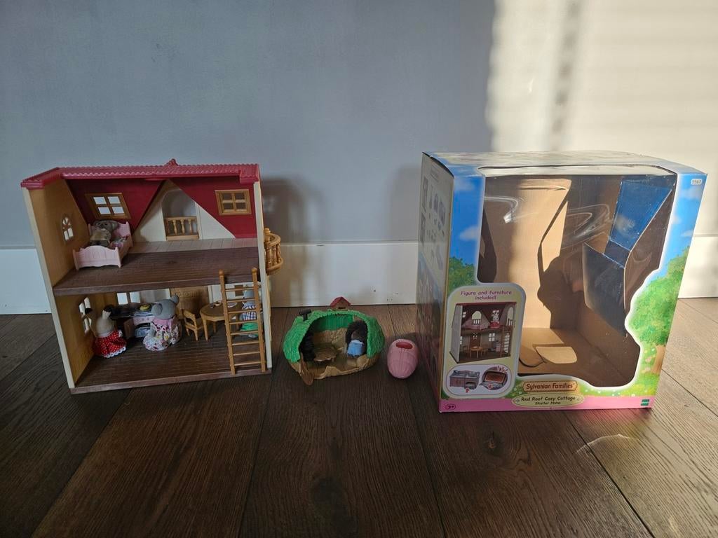 Sylvanian Familie Startershuis+Baby schuilplaats+Koala Fam., Ophalen of Verzenden, Nieuw, Poppenhuis
