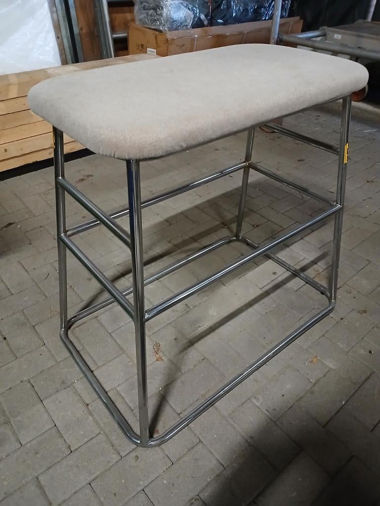 Trapezium gymkast/turnkast gymtoestel, Ophalen