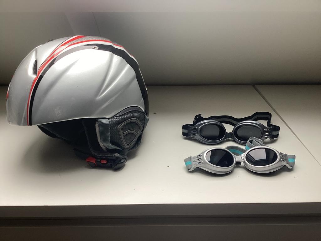 Kinder skihelm. Maat xs/s. Één week gebruikt., Sport en Fitness, Overige merken, 100 tot 140 cm, Overige typen, Ophalen of Verzenden