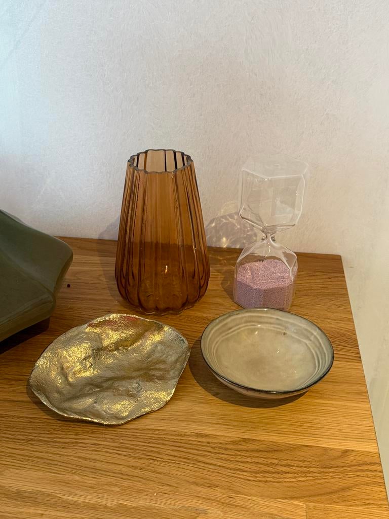 Decoratie Set - Vaas, Zandloper, Schaaltjes, Ophalen, Zo goed als nieuw